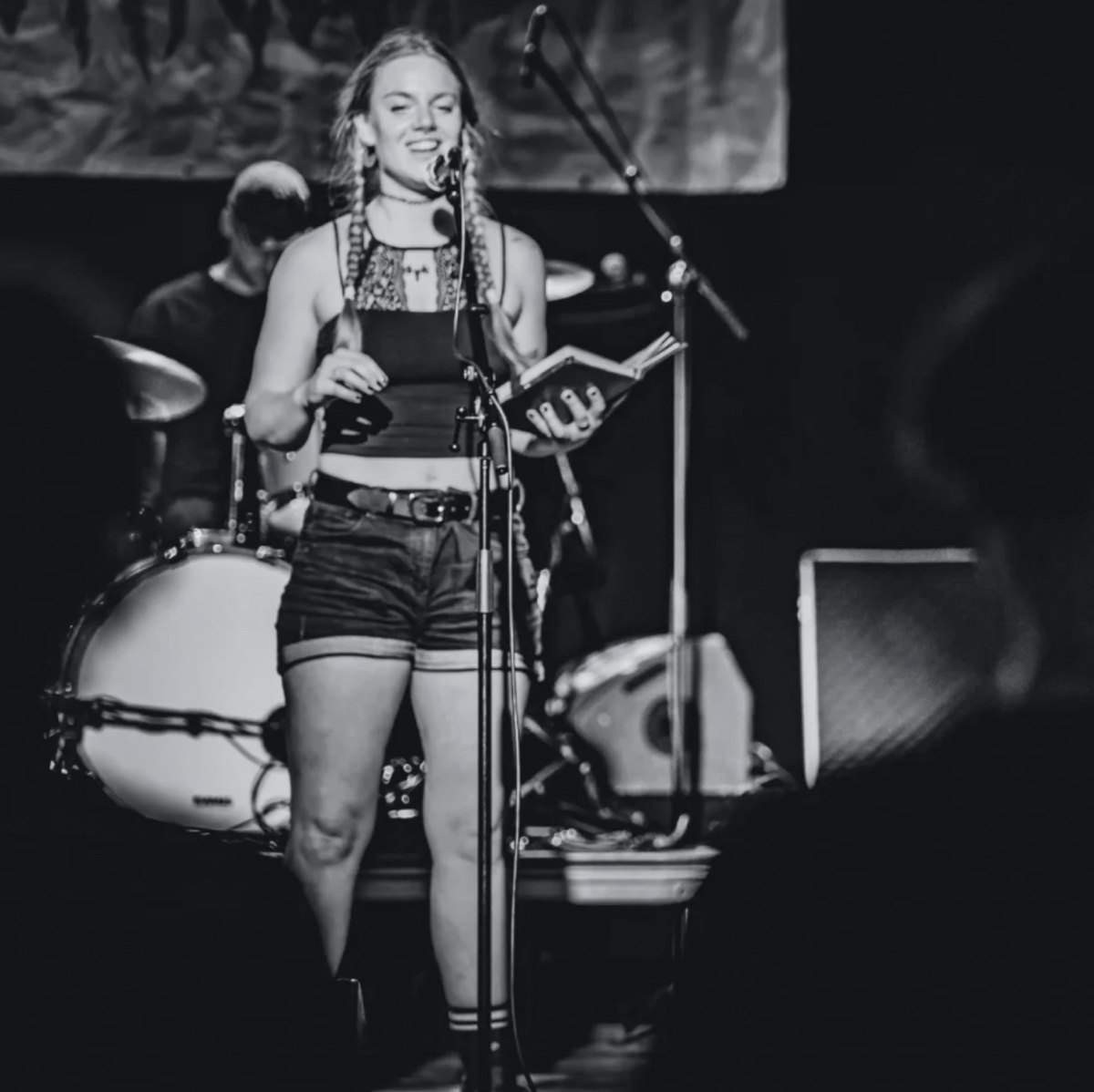 the free vivi, Poetin und Autorin für zeitgenössische Lyrik