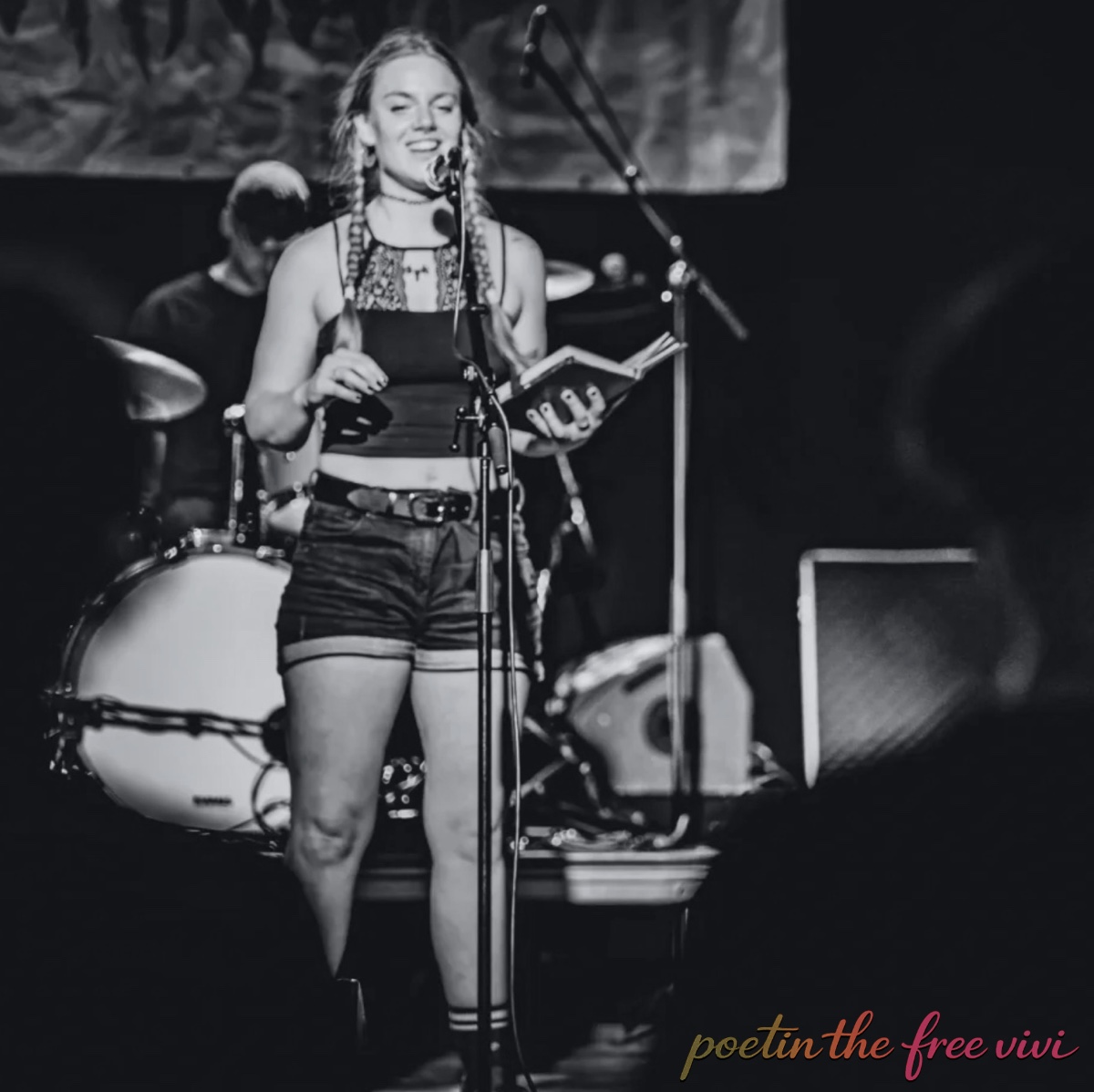 the free vivi, poetin, intensiver blick